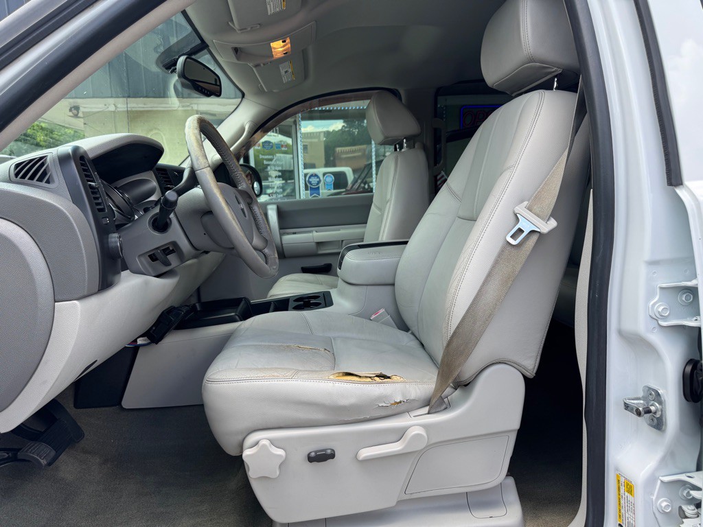2008 GMC Sierra Image 12
