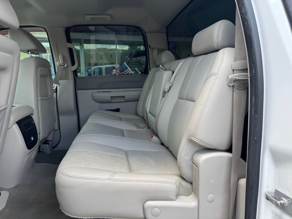 2008 GMC Sierra Image 15