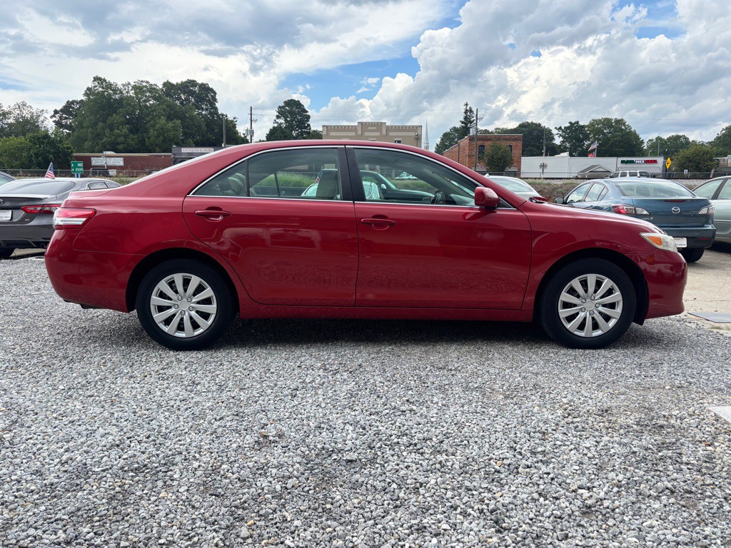 2011 Toyota Camry Image 6