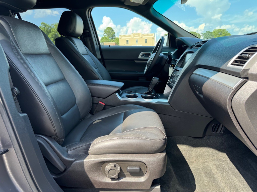 2014 Ford Explorer Image 20