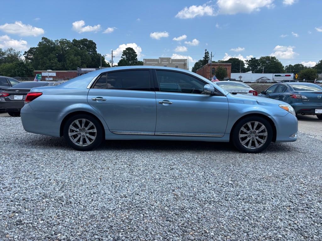 2011 Toyota Avalon Image 6