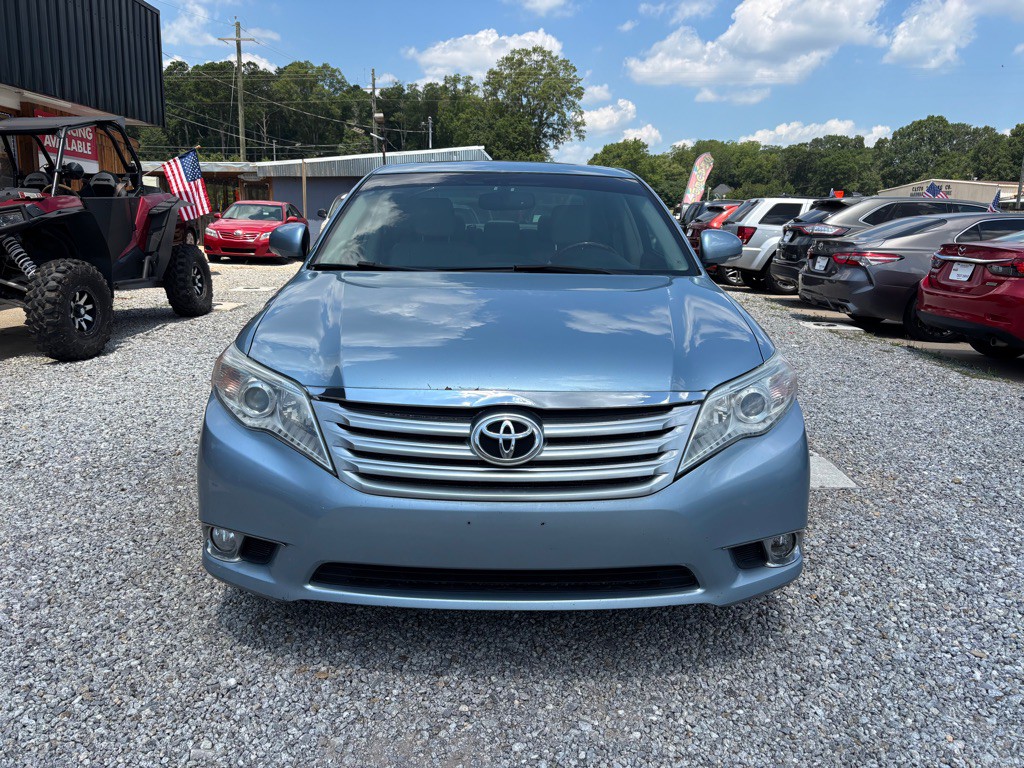 2011 Toyota Avalon Image 8