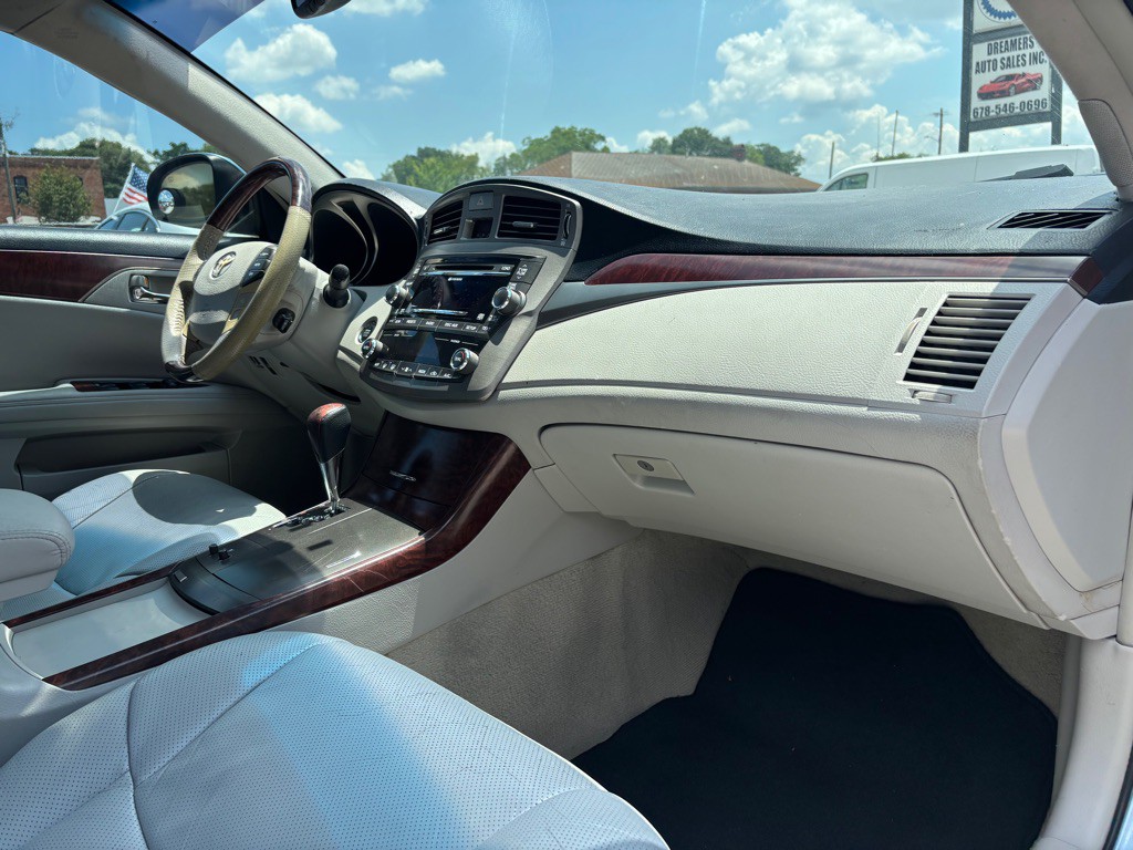 2011 Toyota Avalon Image 29