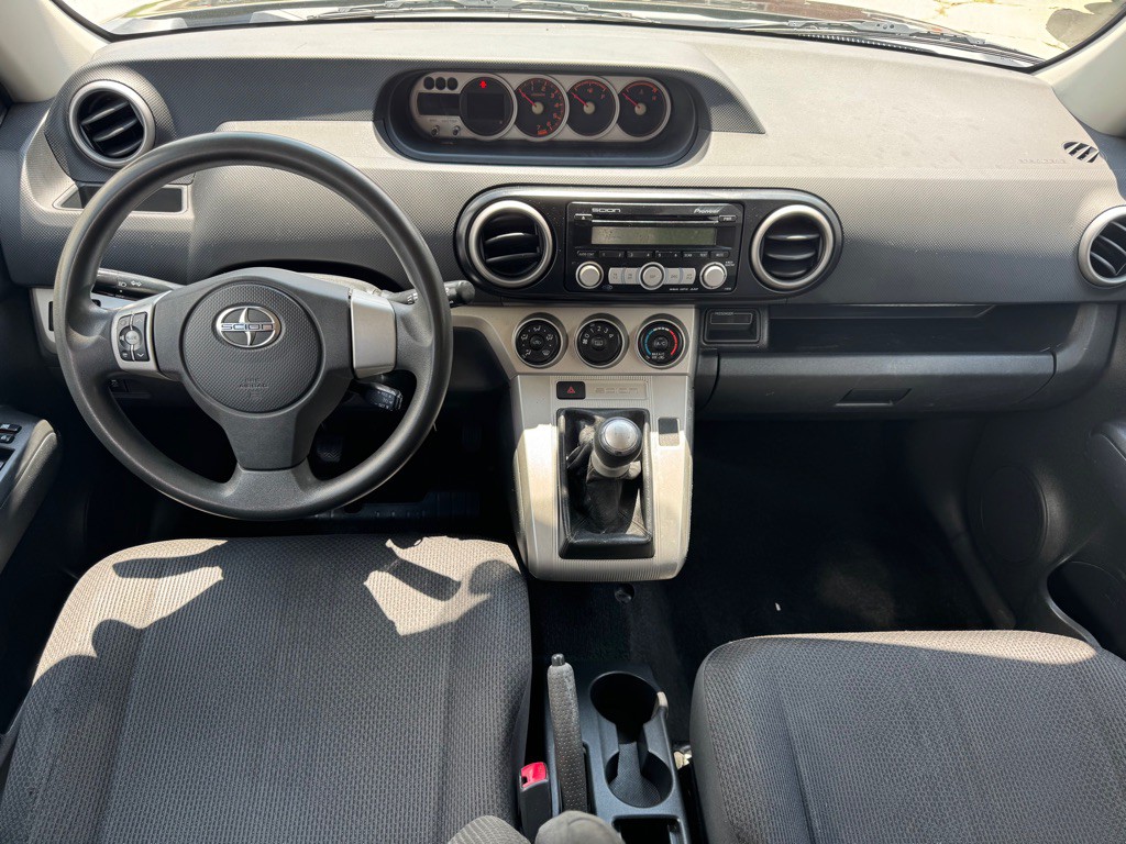2009 Scion xB Image 9