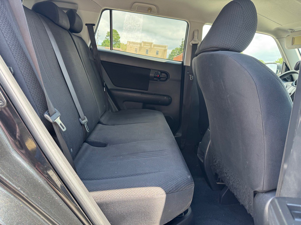 2009 Scion xB Image 17