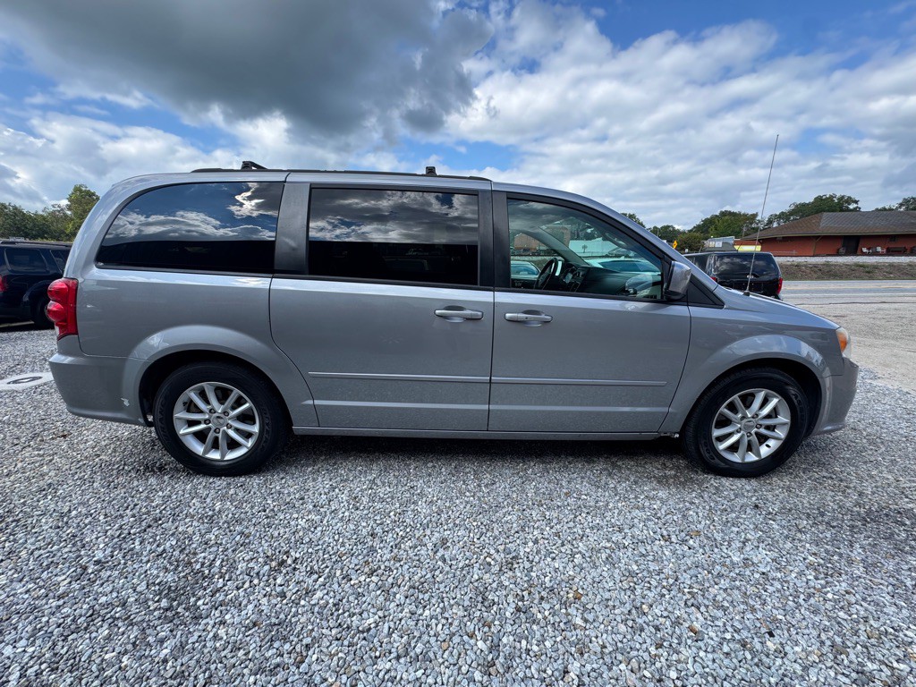 2015 Dodge Grand Caravan Image 4