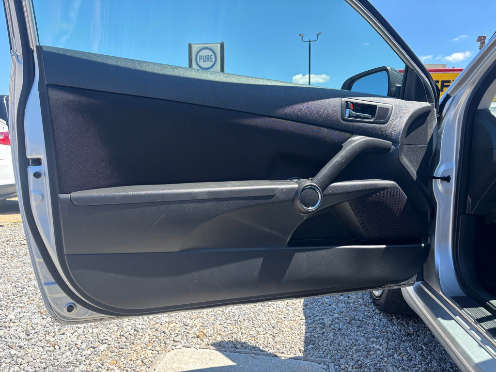 2007 Scion tC Image 9