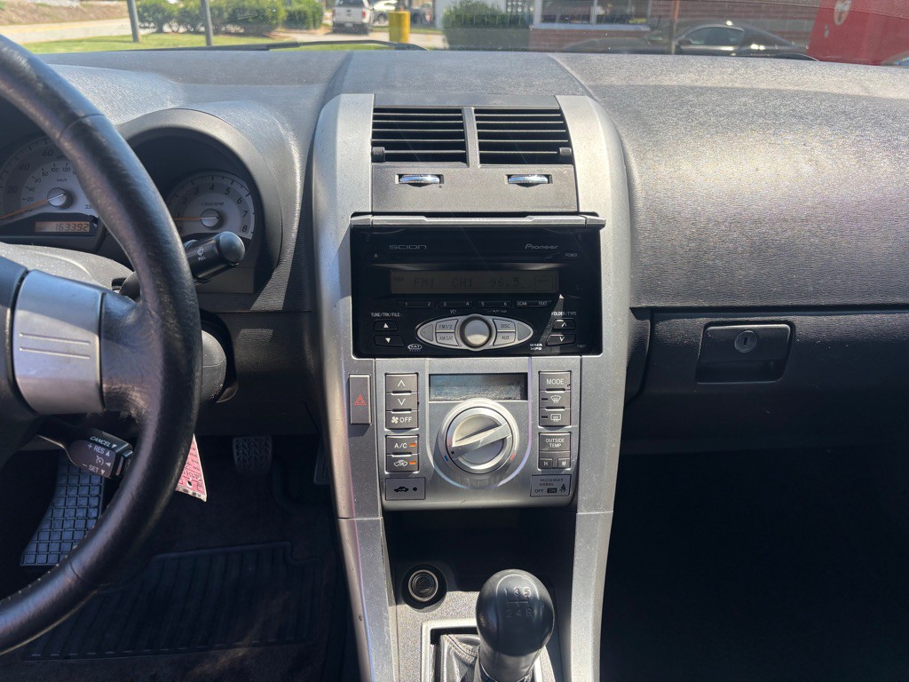 2007 Scion tC Image 15
