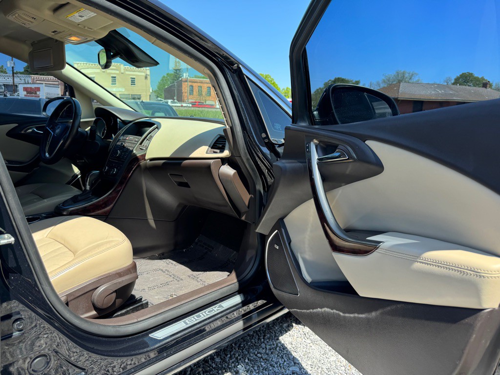 2014 Buick Verano Image 15