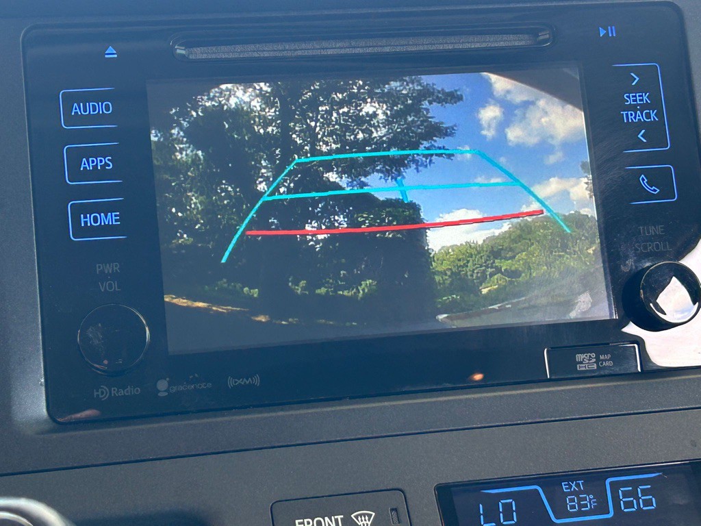 2017 Toyota Sienna Image 18