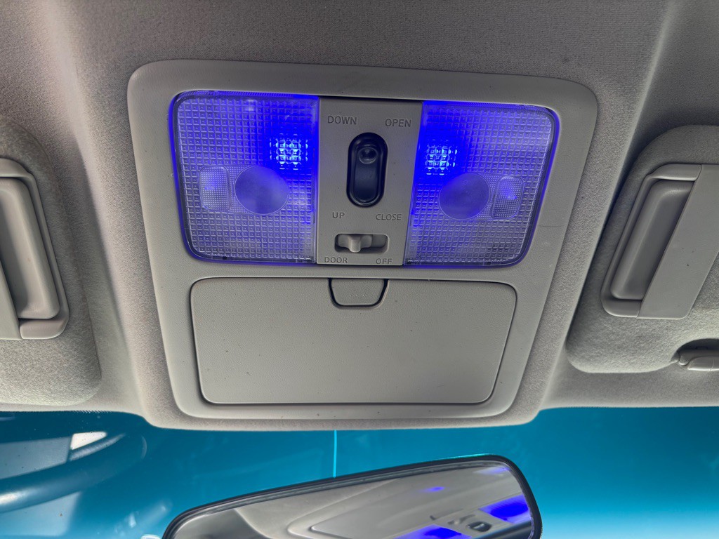 2005 INFINITI G35 Image 19