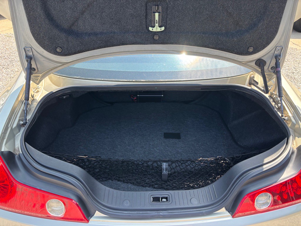 2005 INFINITI G35 Image 21