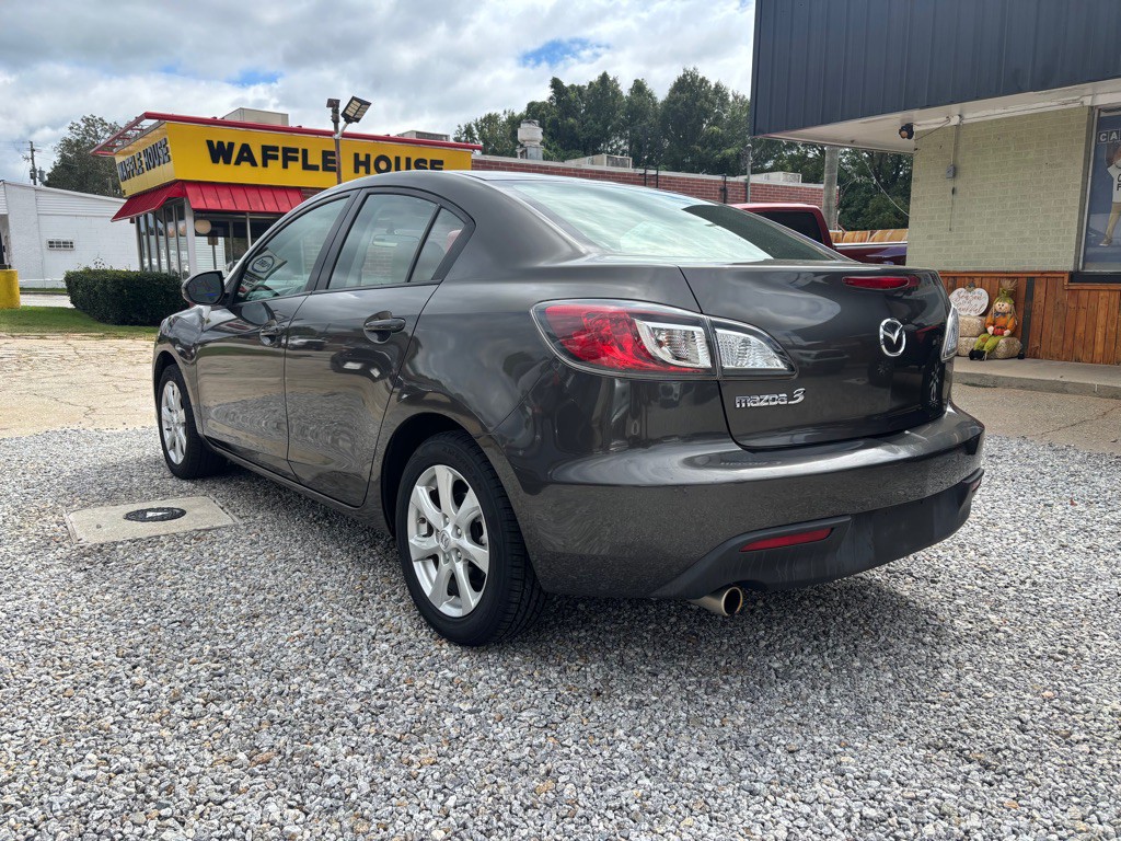 2010 Mazda Mazda3 Image 4