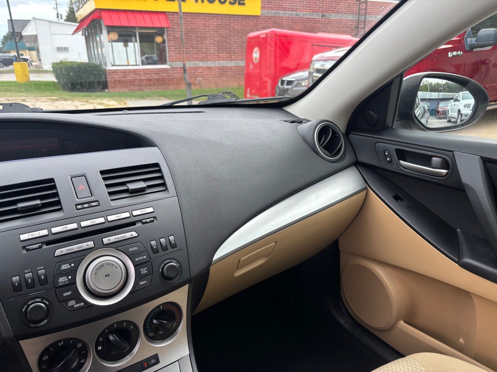 2010 Mazda Mazda3 Image 19