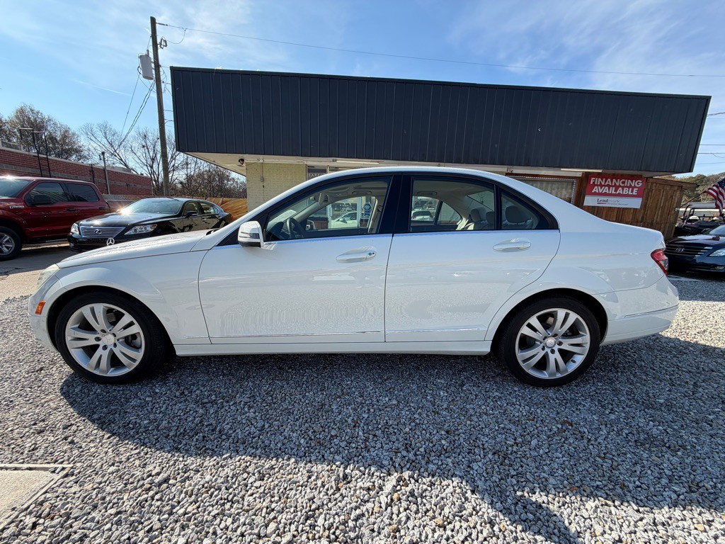 2011 Mercedes-Benz C-Class Image 5