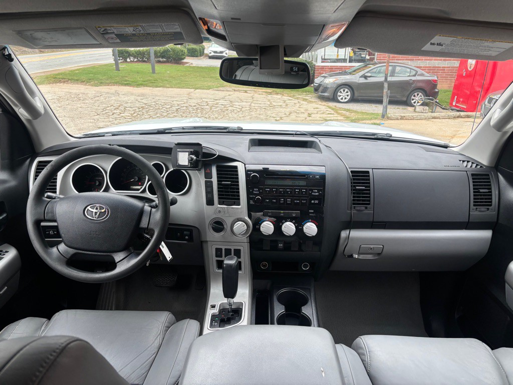2008 Toyota Tundra Image 9