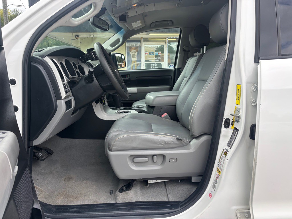 2008 Toyota Tundra Image 11