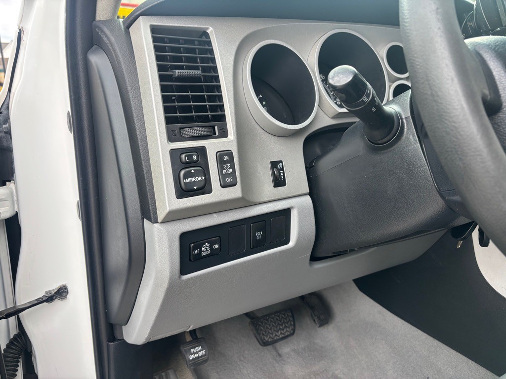 2008 Toyota Tundra Image 14