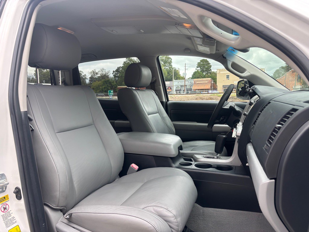 2008 Toyota Tundra Image 33