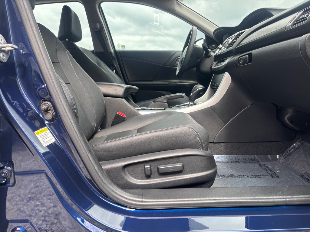 2014 Honda Accord Image 29