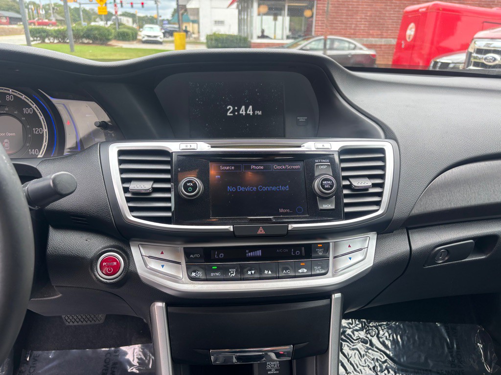 2014 Honda Accord Image 17