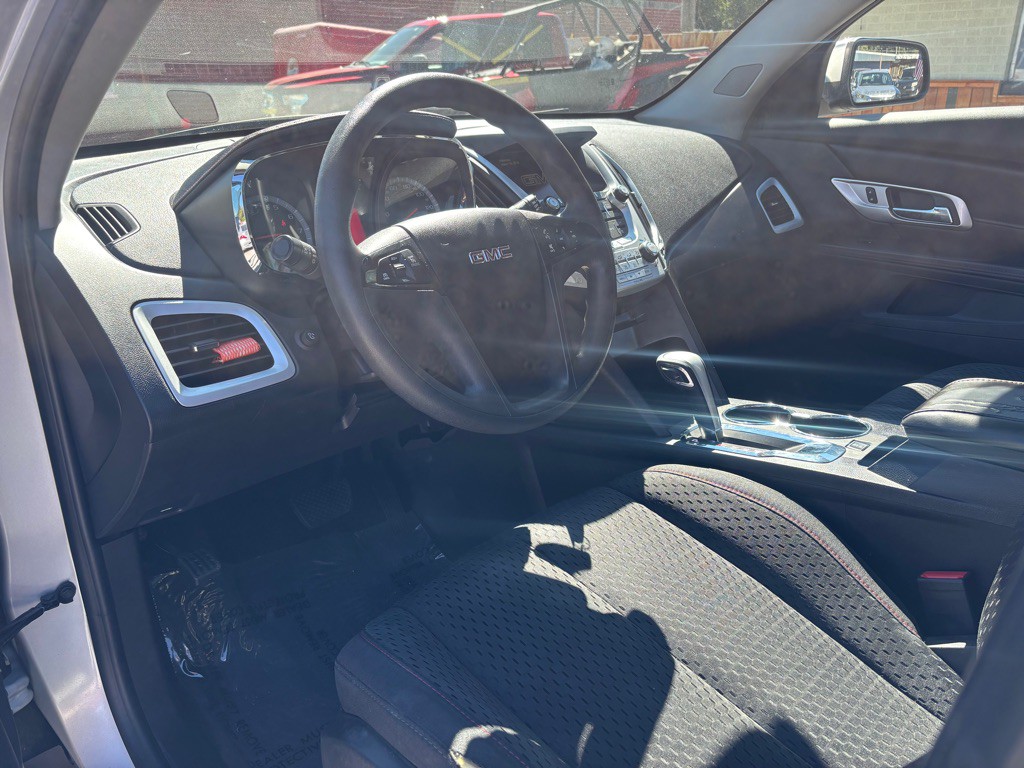 2015 GMC Terrain Image 12