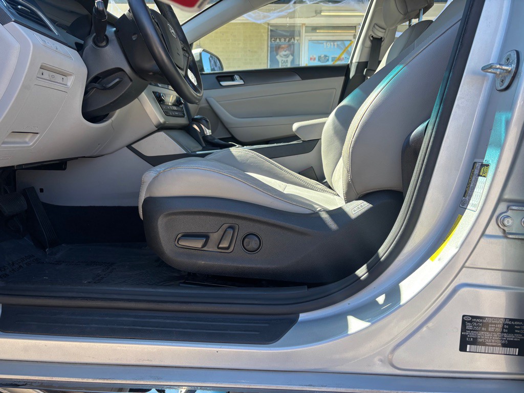 2015 Hyundai Sonata Image 12