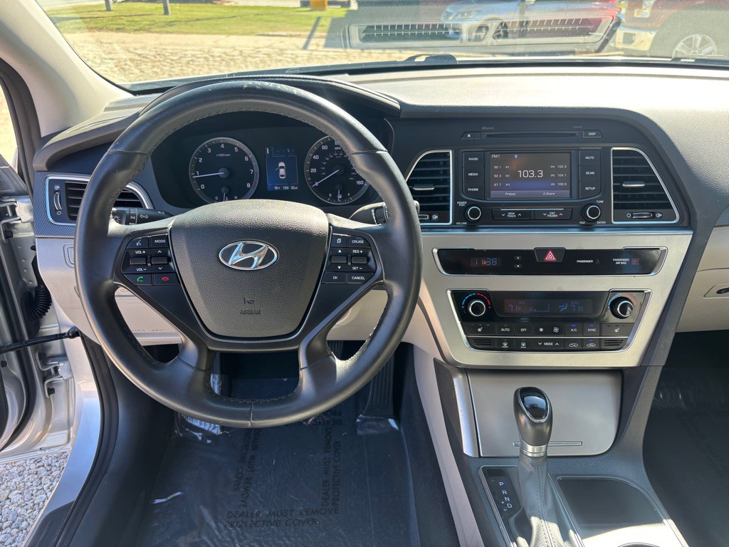 2015 Hyundai Sonata Image 15