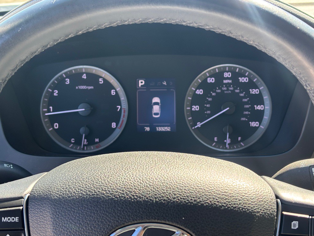 2015 Hyundai Sonata Image 16