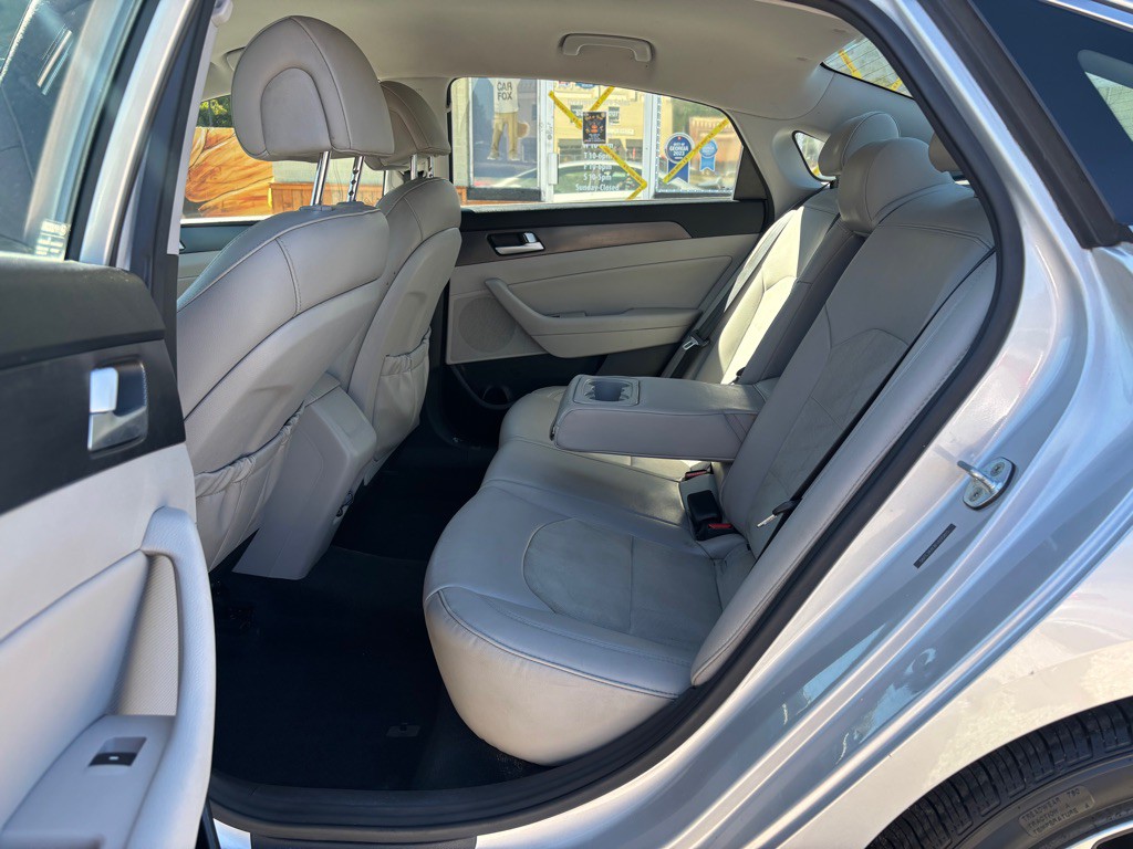 2015 Hyundai Sonata Image 22