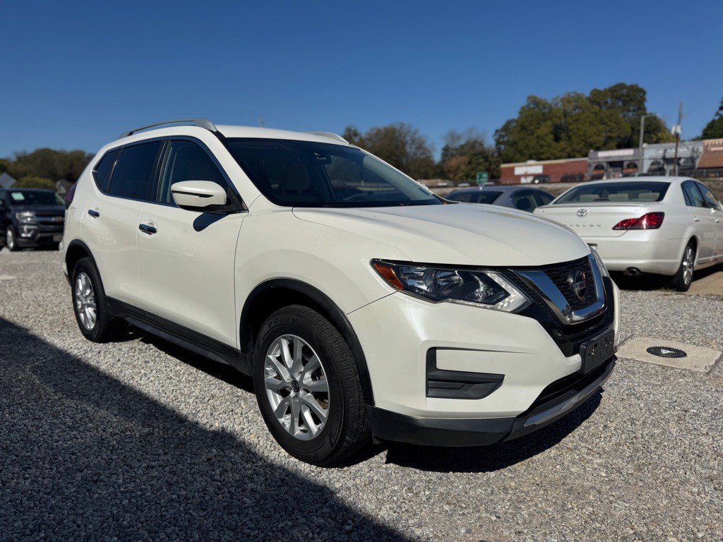 2020 Nissan Rogue Image 3