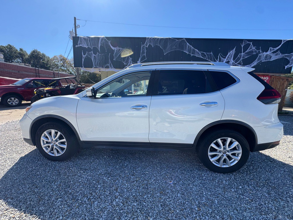2020 Nissan Rogue Image 8