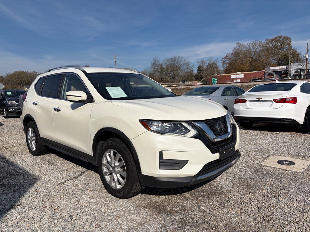 2020 Nissan Rogue Image 3