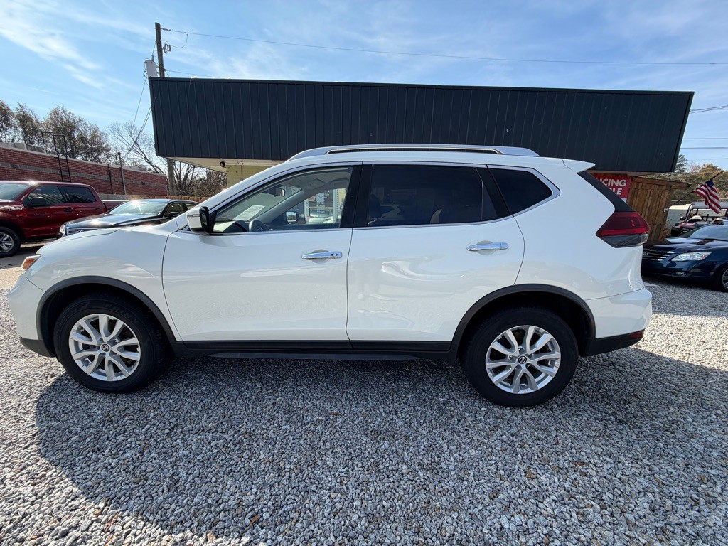 2020 Nissan Rogue Image 5