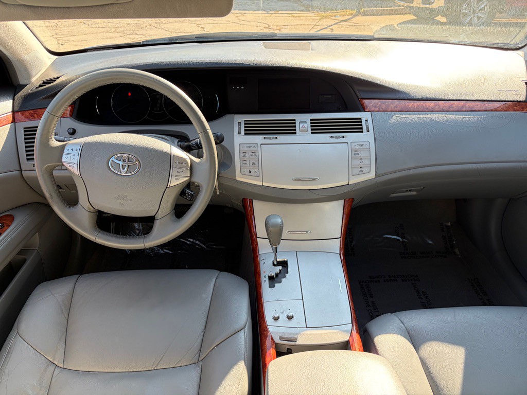 2007 Toyota Avalon Image 9