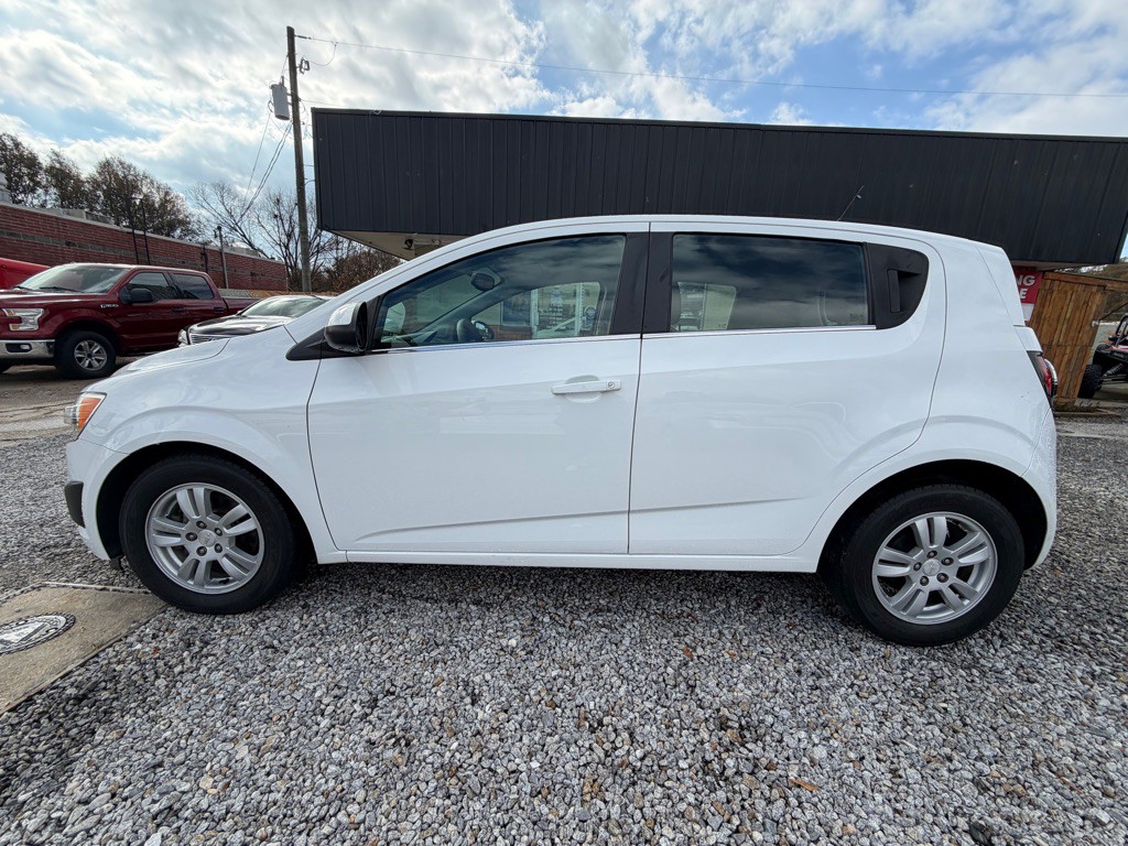 2014 Chevrolet Sonic Image 8