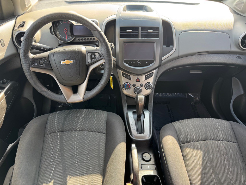 2014 Chevrolet Sonic Image 9