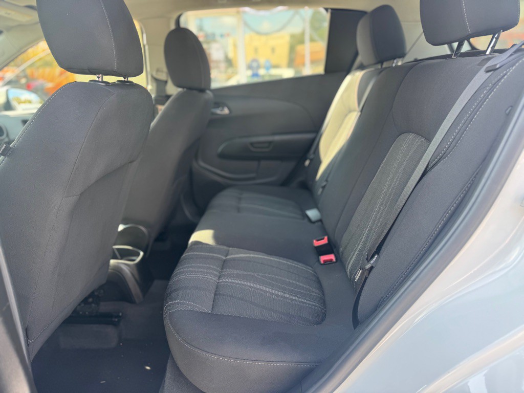 2014 Chevrolet Sonic Image 14