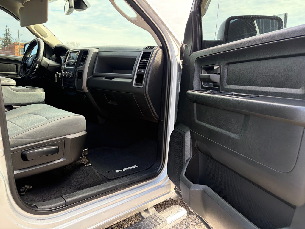 2018 RAM 1500 Image 18