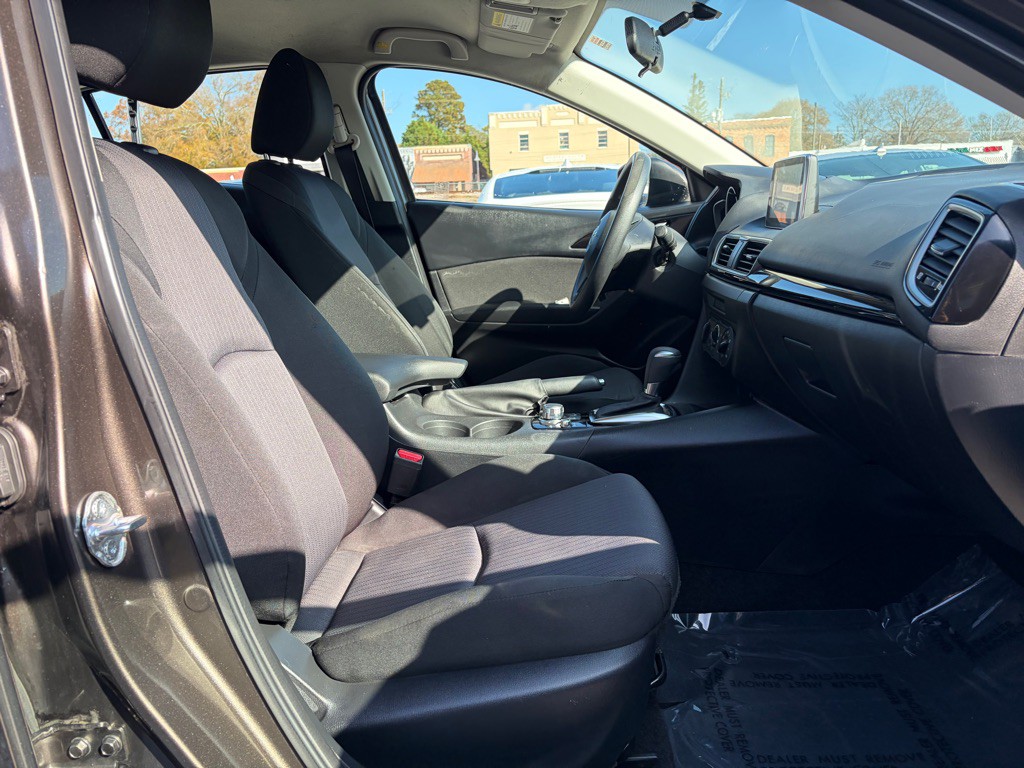 2016 Mazda Mazda3 Image 19