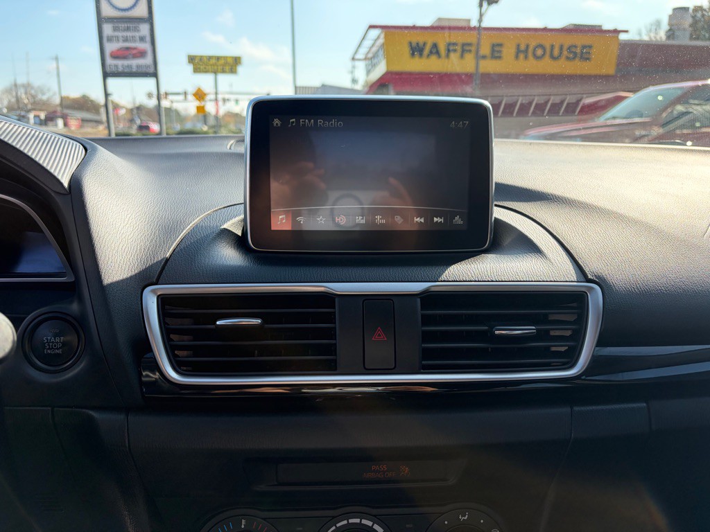 2016 Mazda Mazda3 Image 23