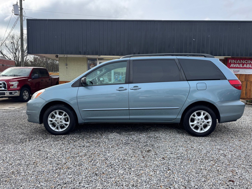2005 Toyota Sienna Image 8