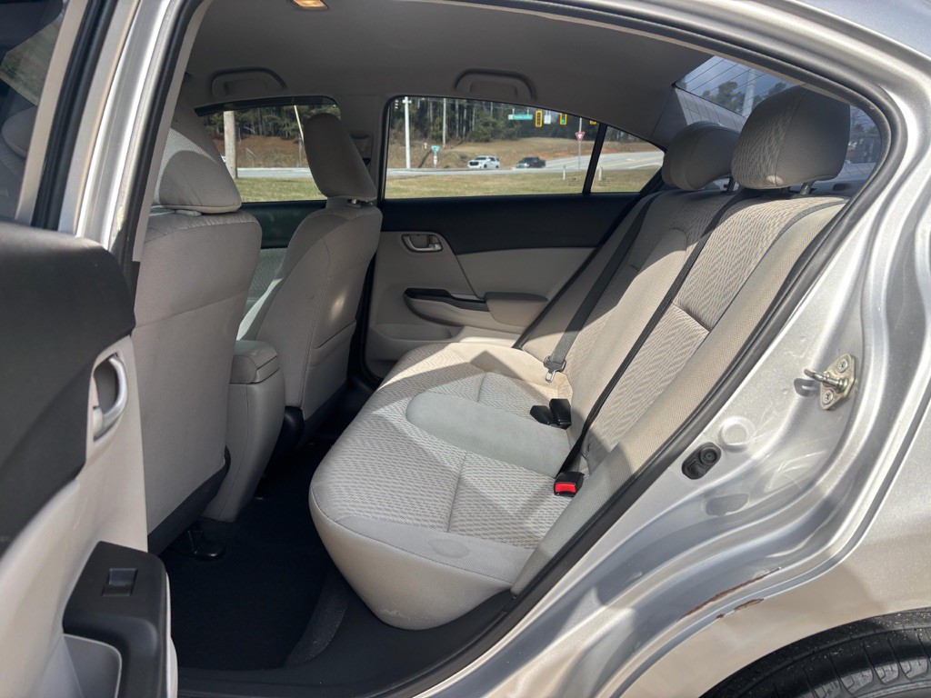 2015 Honda Civic Image 12