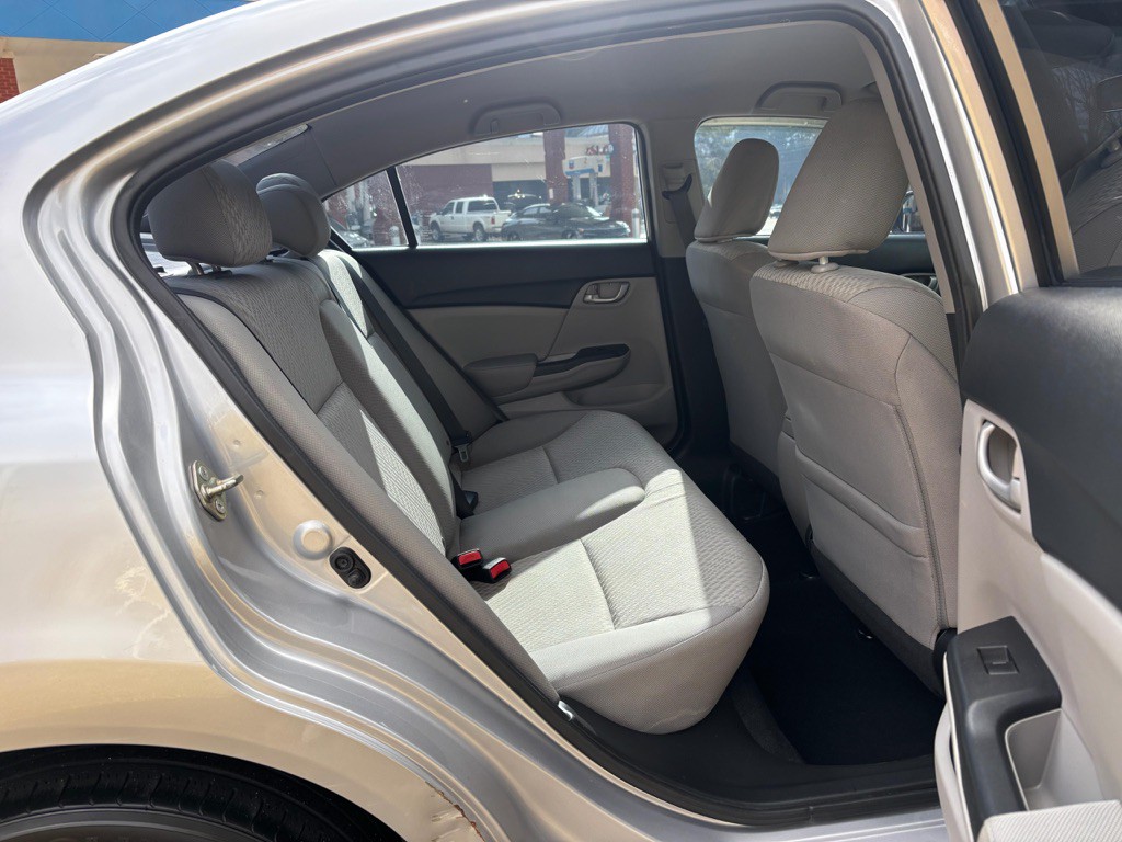 2015 Honda Civic Image 14