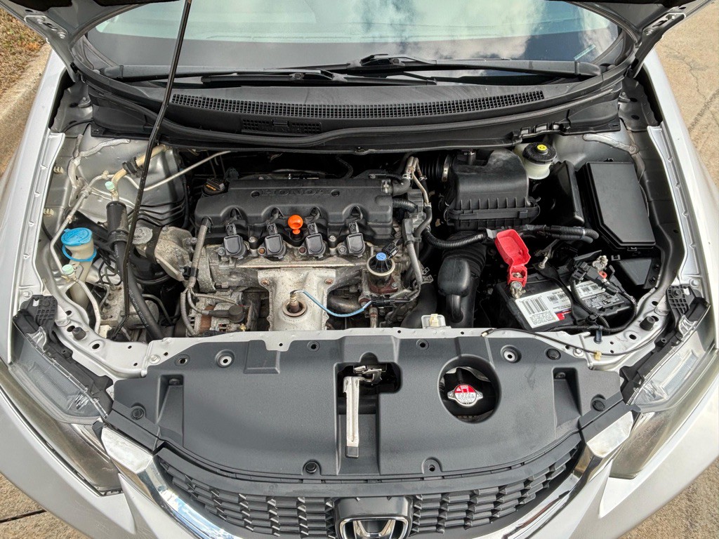 2015 Honda Civic Image 25