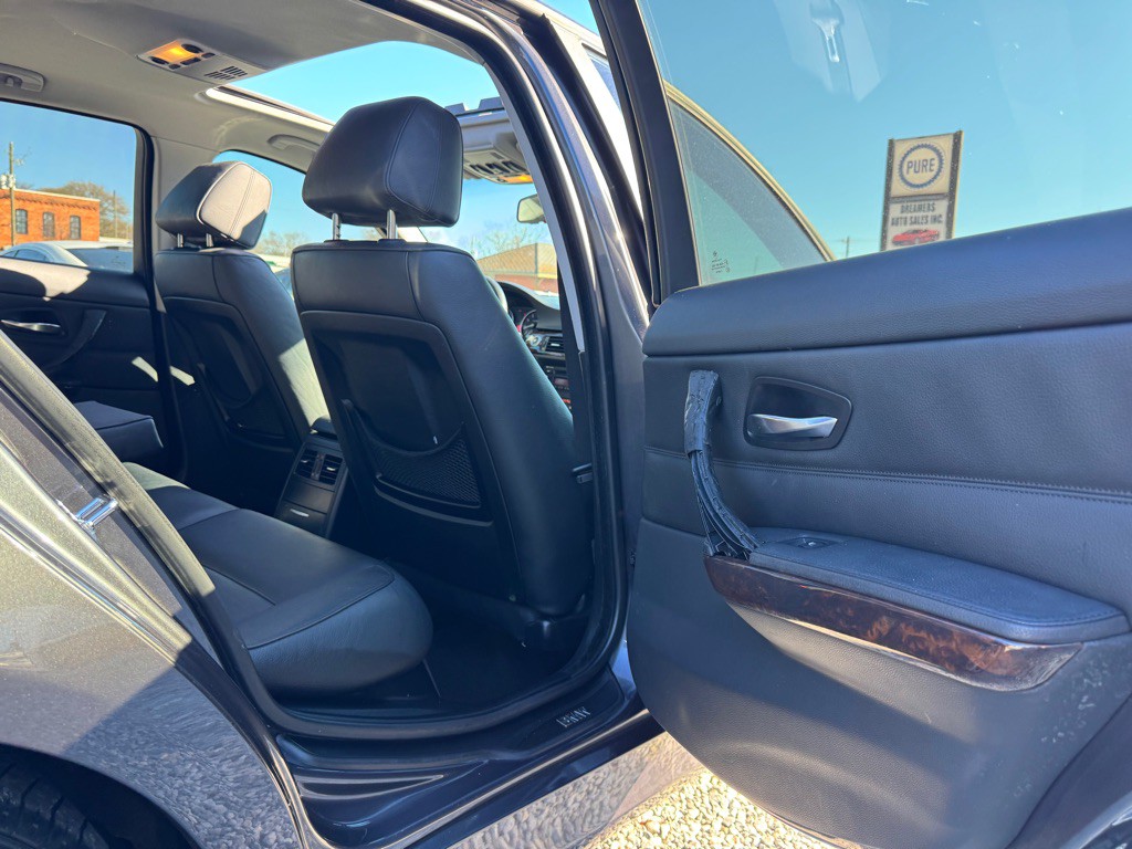 2008 BMW 3 Series Image 16