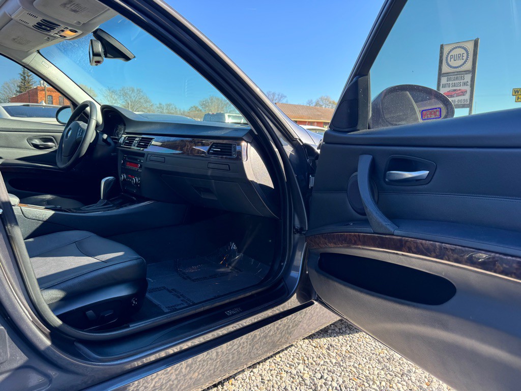 2008 BMW 3 Series Image 21