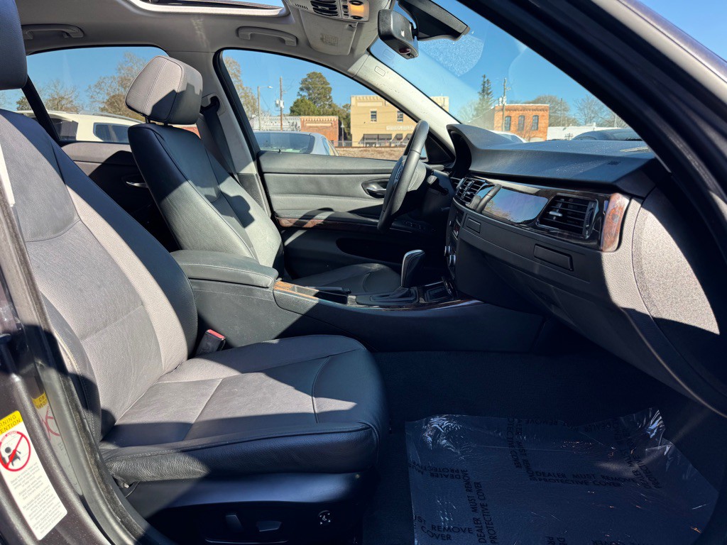2008 BMW 3 Series Image 22