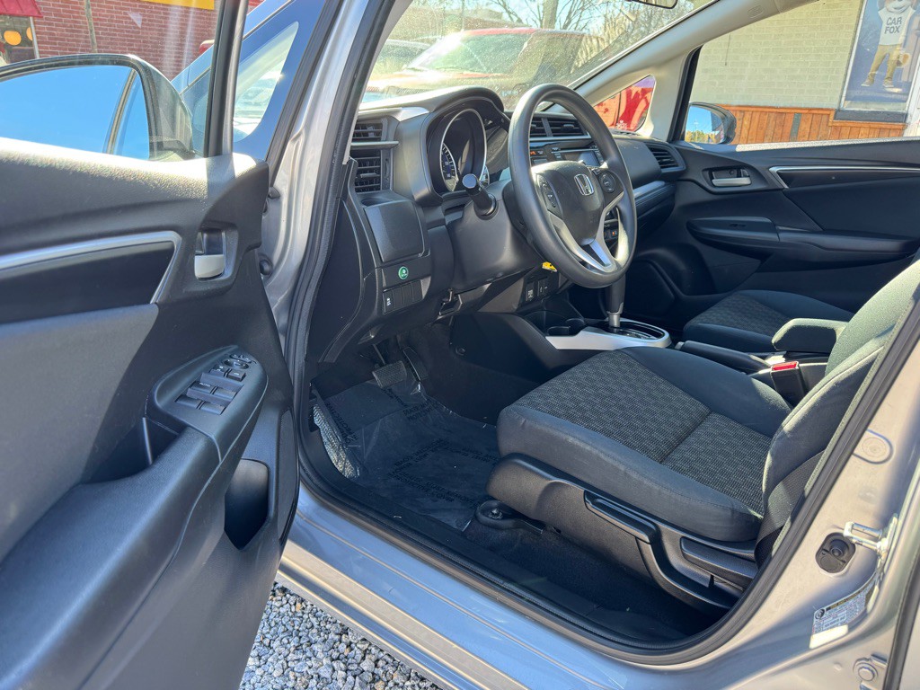 2017 Honda Fit Image 10