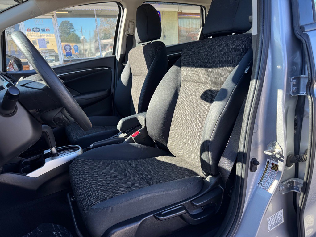 2017 Honda Fit Image 12